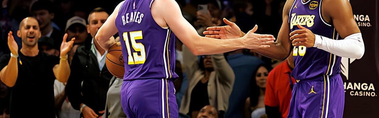 世界杯app下载-进攻端的作用太突出了，湖人还是应该让锋线大将赶紧回归先发？